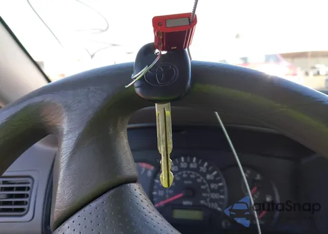 2008 Toyota Corolla Ce z USA, uszkodzony, nr VIN 1NXBR32EX8Z977879